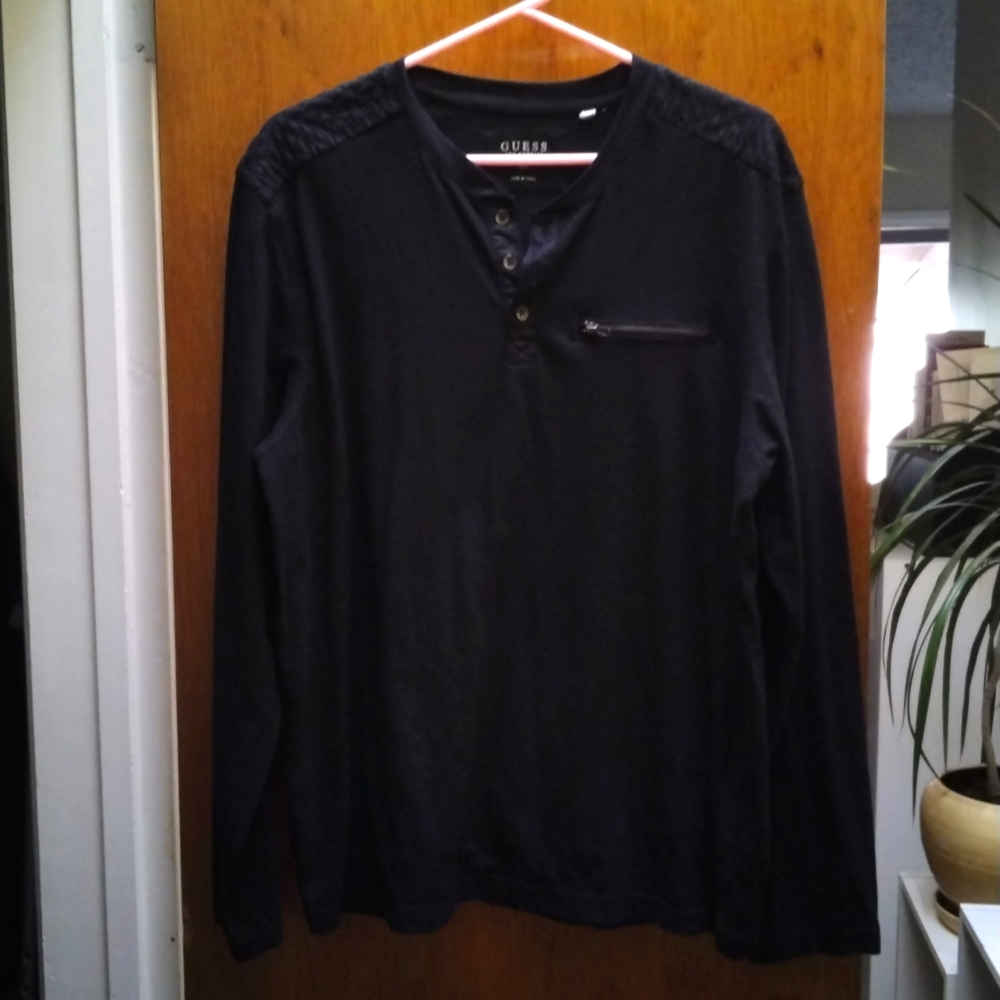 Guess Los Angeles Black Long Sleeve Tee Size XL